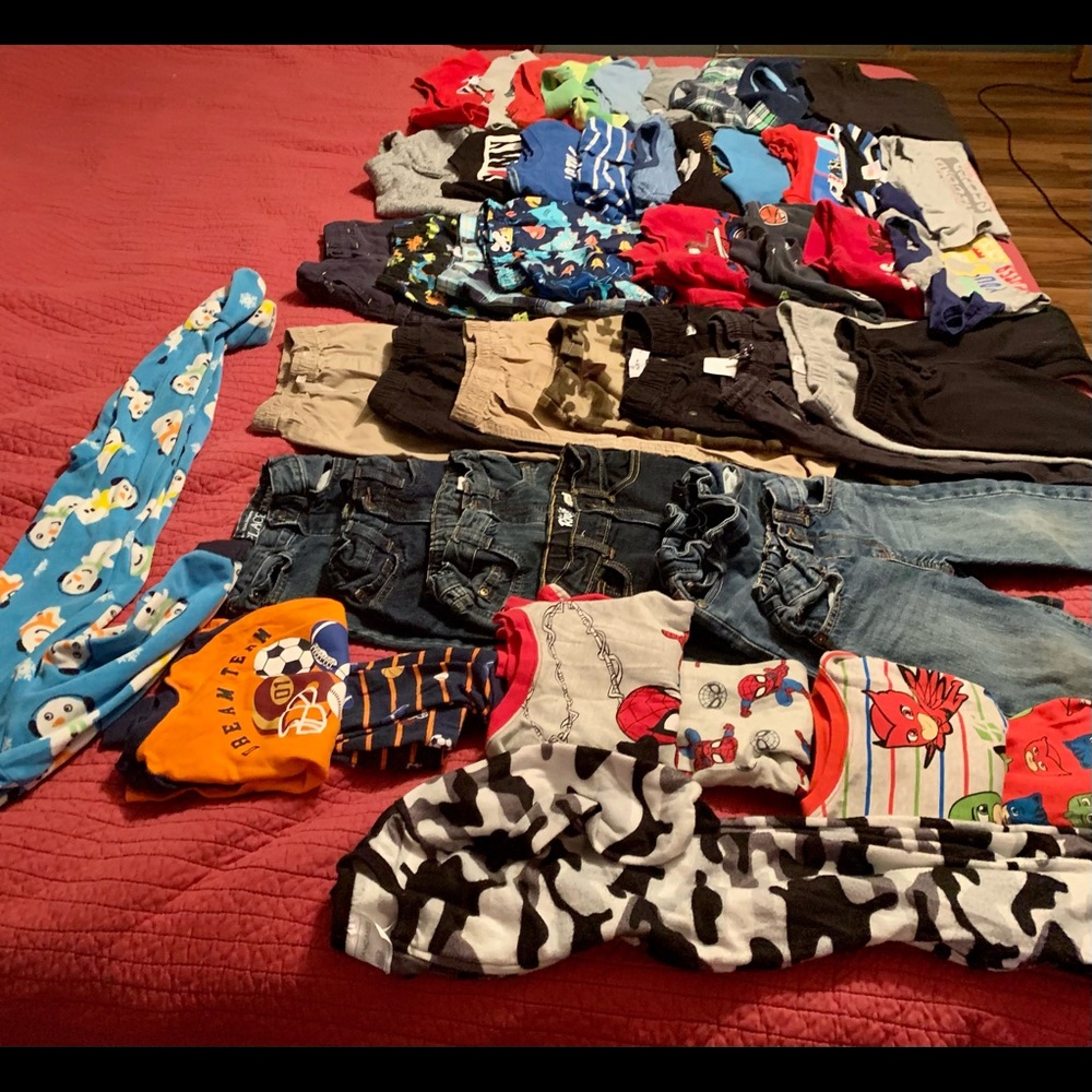 Toddler boys 49 piece clothing lot
